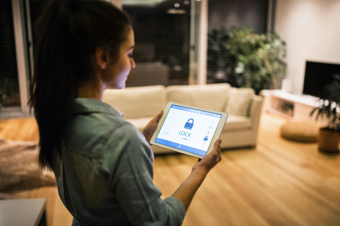 Best-Smart-Locks-for-AirBnB